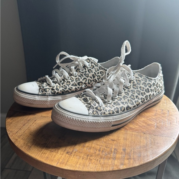 Cheetah print Converse - Picture 1 of 7